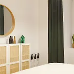 Apartment Family I Bb