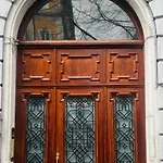 Family I Bb Apartment